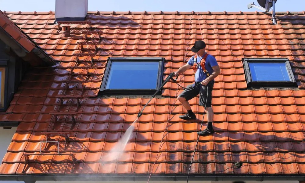 Essential Tips for Tackling Roof Pressure Washing Challenges